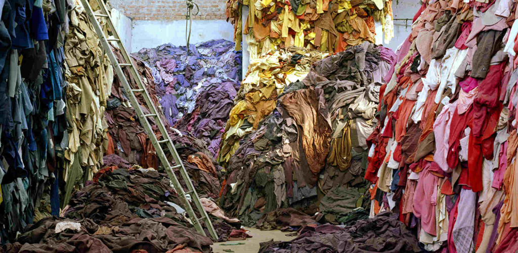 upcycling old clothes